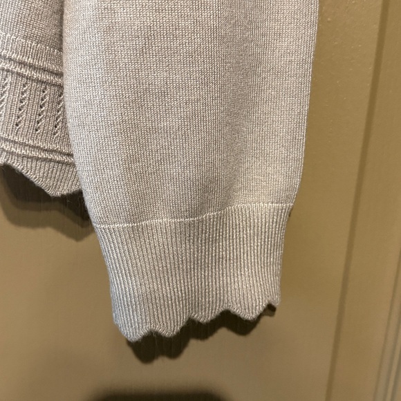 Peruvian Connection Light Gray Scalloped Open Front Cardigan - Picture 7 of 8